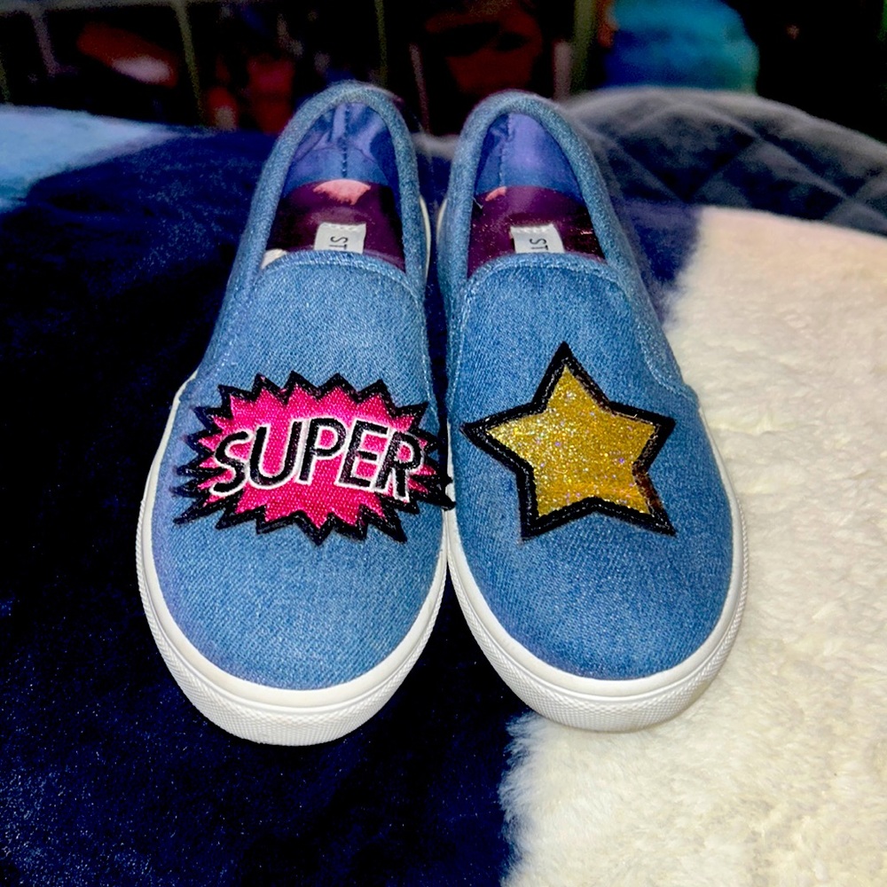 Steve Madden slip ons